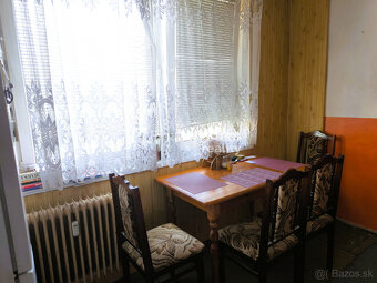 Na predaj trojizbový byt s balkónom na sídlisku Juh Michalov - 11