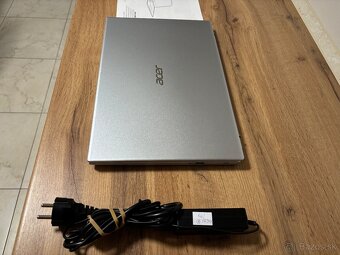 /15.6"/Acer/Notebook/4GB RAM DDR5/128GB NVMe SSD/Intel HD2G - 11