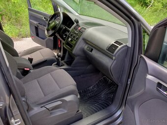 VOLKSWAGEN TOURAN 1,9TDI 77KW - 11