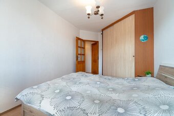 REZERVOVANÝ VEĽKOMETRÁŽNY 4 IZBOVÝ BYT S DVOMI LODŽIAMI - 11