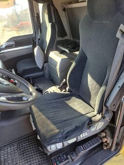 Hákový nosič kontajnerov 8x4 Man 35.480 - 11