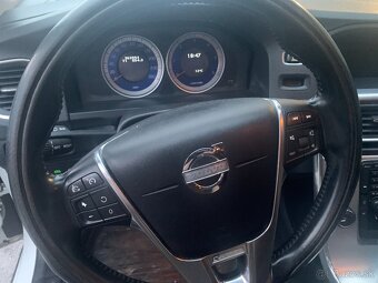 Predám vozidlo Volvo V60 Rdesign - 11