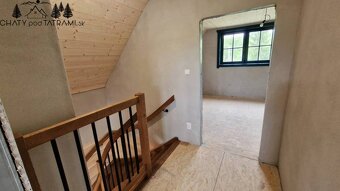 Tradičná 4i drevenica na okraji obce Čierny Balog - 11