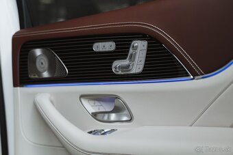 Mercedes-Benz GLS 600 MAYBACH - 11