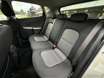 KIA Ceed Hatchback 74kw Manuál - 11