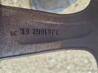 Predám Zimné pneumatiky na elektrónoch 5x112r16 - 11