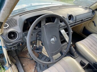 Mercedes - Benz W123 - 11