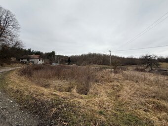 Predaj pozemku v obci Lipovany - 11