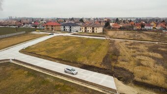 Pozemok na výstavbu rodinného domu - 11