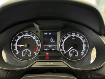 Škoda Octavia III - 11