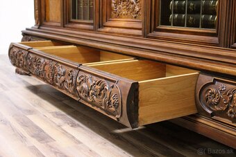 Starožitná neorenesanční knihovna na lvích tlapách - 11