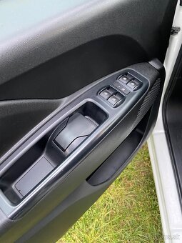Fiat Doblo Maxi 1.6JTD 77kw M6 2016 - 11