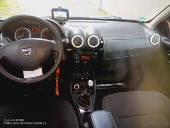 Dacia Duster 4x4 Garmin - 11