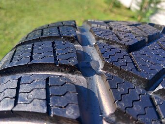 235/40 r18 zimne pneumatiky - 11