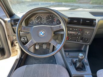 BMW E30 Touring 318i (1990) – Alpinweiss – originálny stav - 11