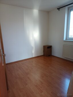 Prenájom 3 izbový mezonet balkón a terasa Pavlovova ul. Nivy - 11