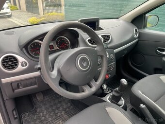Renault Clio III 1.5 dCi - 11