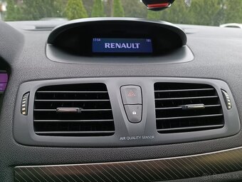 Renault Mégane Grandtour 1.5 dCi Zen - 11