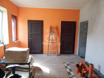 Na predaj 2 izbový tehlový  dom v Gbelciach s projektmi . - 11