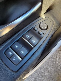 BMW 3 GT 320d xDrive M Sport - 11