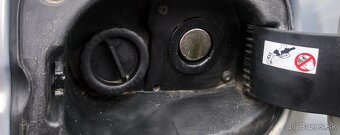 Predám / vymením Renault Mégane II 1.4 16V benzín/LPG - 11