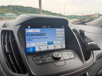 Ford Kuga 2.0 TDCi Vignale A/T AWD -137tis.KM-2017- - 11