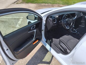KIA Ceed SW, 1.4 T-GDI Gold + LED + NAVI, 1. majiteľ, SR - 11