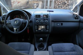Volkswagen Touran 2.0 TDI, Highline, Servisná história, - 11
