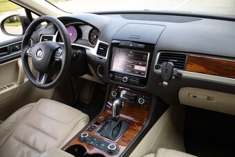 Volkswagen Touareg 3.0 TDI V6 176kW - 11