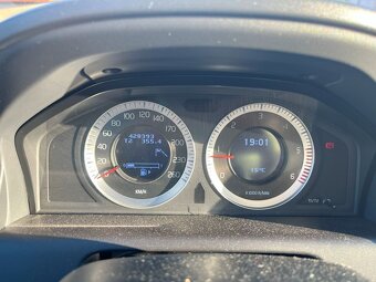 Volvo XC60 D5 - 11