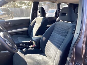 Nissan X-Trail 2.0 dCi SE - 11