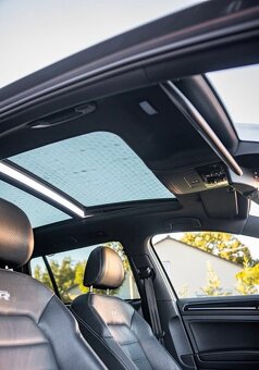 Volkswagen Golf R Variant 2016 - 11