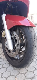 Gilera GP800 - 11