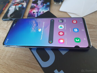 Samsung Galaxy S10 plus Blue - 11