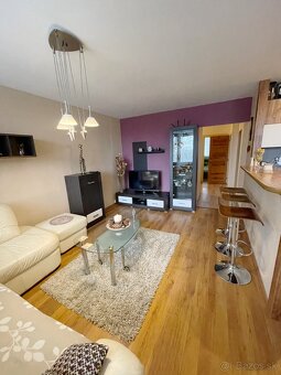 3izb byt sídl.Nad Jazerom, s balkónom - 11