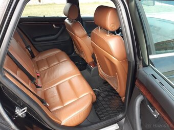 Audi A4 Avant 2.0 TDI Premium - 11