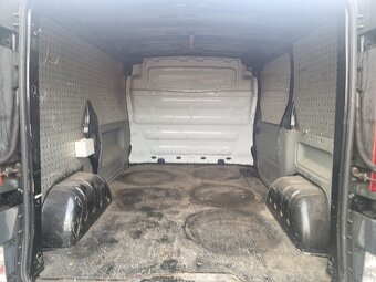 Renault Trafic 2.5 automat - 11