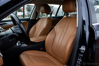 BMW Rad 5 Touring 530d xDrive A/T 2019 - 11