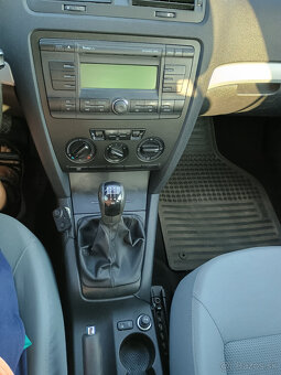 Škoda Octavia II 1.6 MPI 75kw benzín - 11