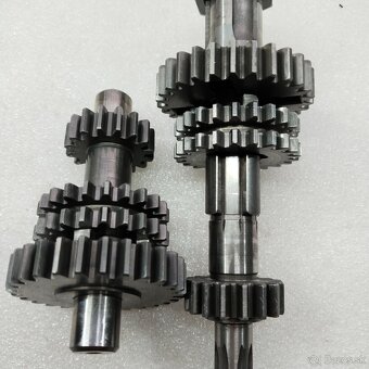 MANET 90 PŘEVODOVKA ORIGINÁL - 11