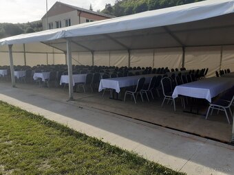 Párty stany, pódium, stoly, stoličky, pivné sety - 11