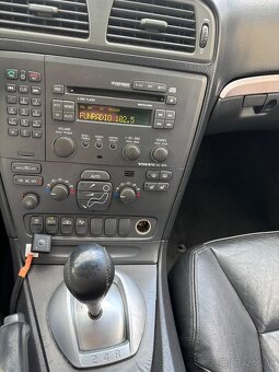 Predam Volvo s60 2.3turbo benzin - 11