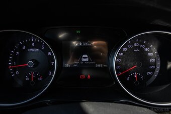 Kia Ceed SW 1.5 T-GDi GT-Line M6 - 11