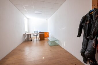 NA PRENÁJOM OBCHODNÝ PRIESTOR, UL. BARDEJOVSKÁ, KOŠICE ZÁPAD - 11