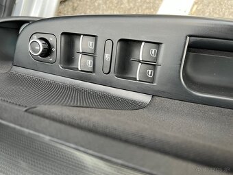 Predám VW Golf 6 tdi 1.6 77kw CR r. 12/2011 - 11