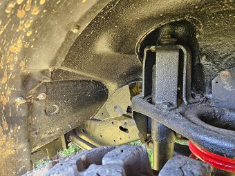 Nissan Patrol Y60 - 11