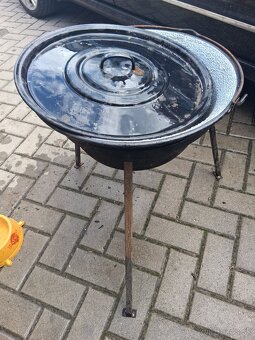 Predam 10litrovy kotlík na guláš kotlík nohy pokrievka - 11