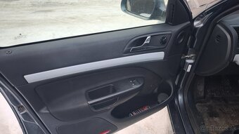 Škoda Octavia combi 1.6 tdi - 11