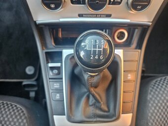 VW PASSAT 1.6TDi BlueMotion B7  R,v 2014 - 11