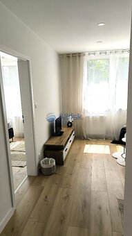 PERFEKTNÝ NOVO KOMPLETNE ZREKONŠTRUOVANÝ A ZARIADENÝ 2 IZBOV - 11